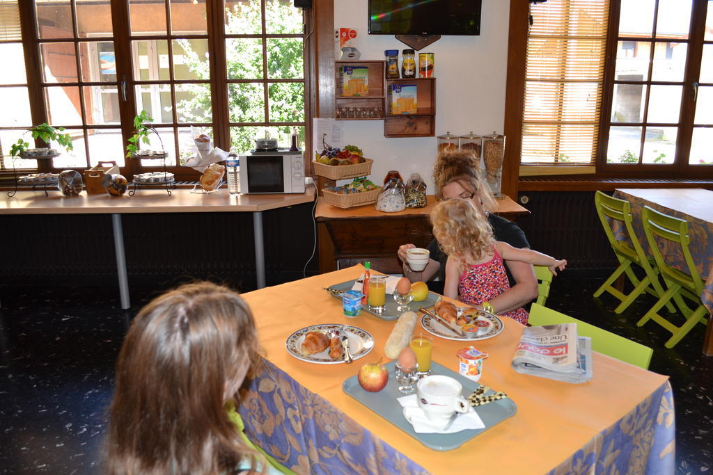 Hotel Restaurant Davat Brison-Saint-Innocent Zewnętrze zdjęcie