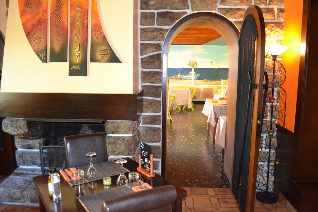 Hotel Restaurant Davat Brison-Saint-Innocent Zewnętrze zdjęcie